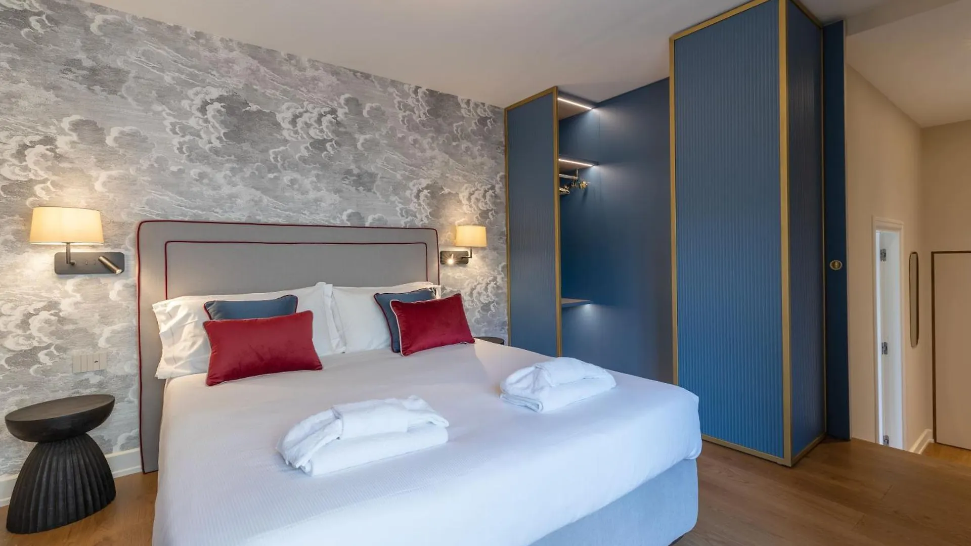 Apartment Design Florence Suite In Florence